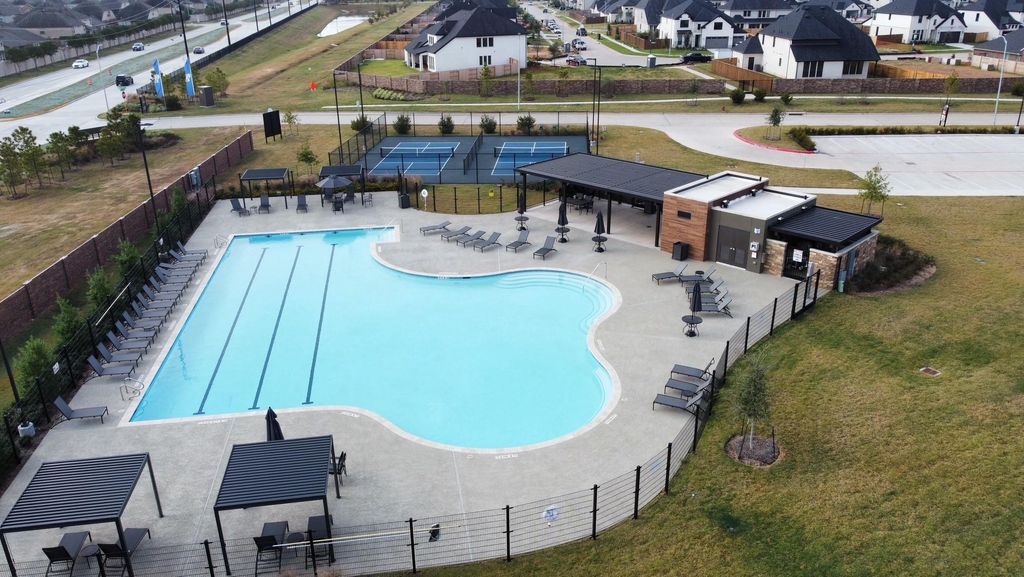 Image 24 of property listing at 3803 Texas Redbud, Katy, TX 77493