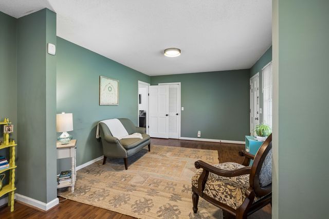 979 S Main St, S, Eagleville, TN 37060