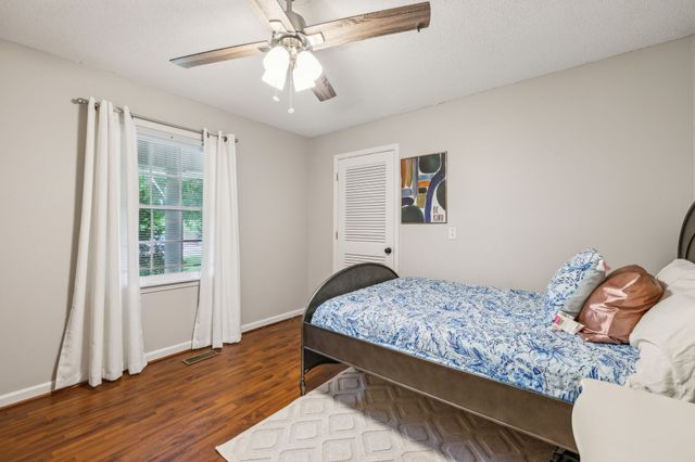 979 S Main St, S, Eagleville, TN 37060