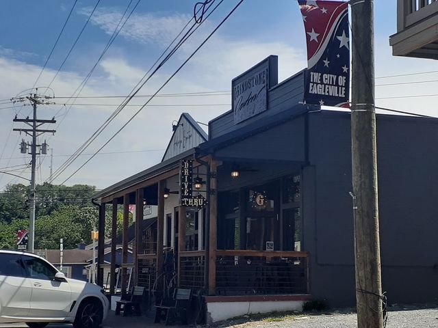 979 S Main St, S, Eagleville, TN 37060