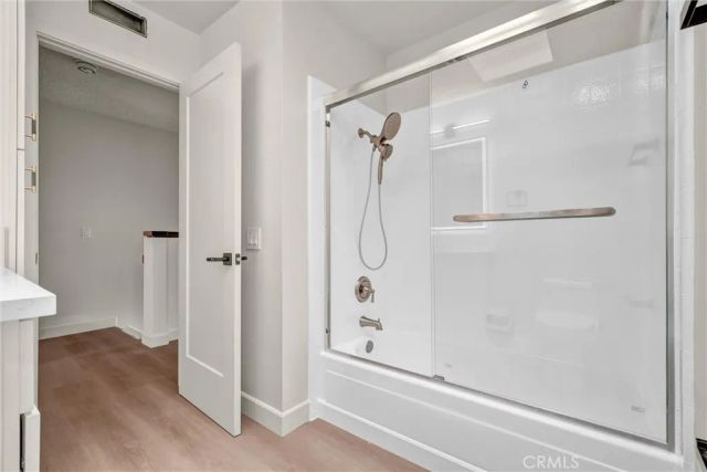 307 N Singingwood 8, Orange, CA 92869