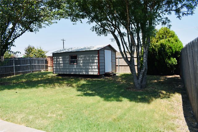 1606 Pin Oak Trail, Anna, TX 75409
