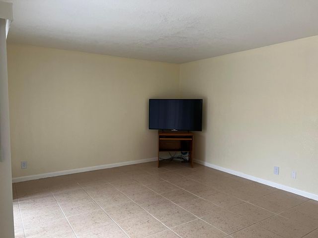 4663 Cherry Road 155, West Palm Beach, FL 33417