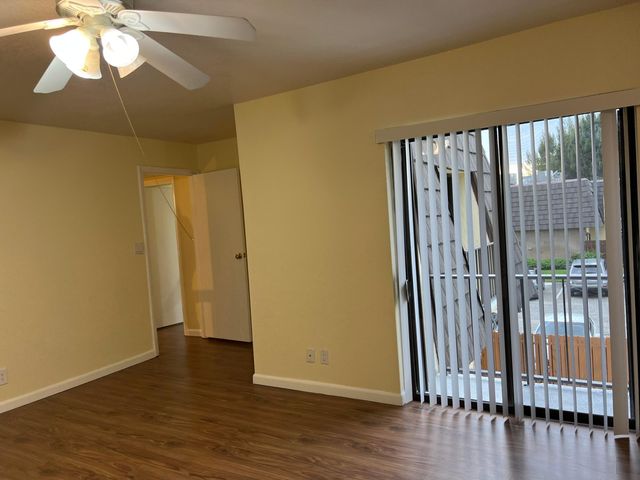 4663 Cherry Road 155, West Palm Beach, FL 33417