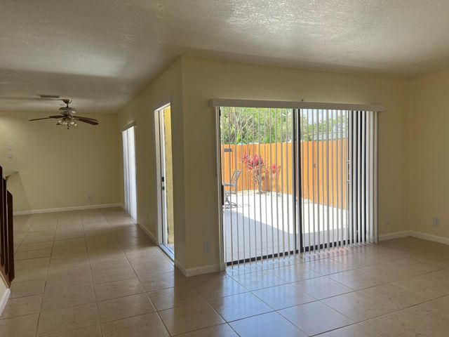 4663 Cherry Road 155, West Palm Beach, FL 33417