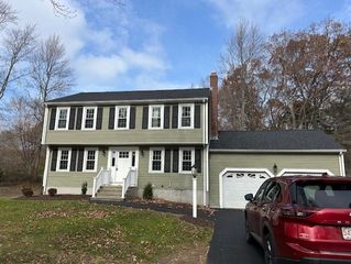 2 Patrick Rd 2, Hopedale, MA 01747