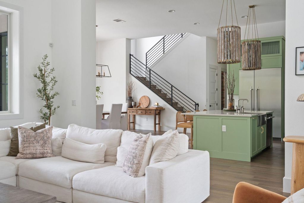 13213 Meridian Park BLVD, Austin, TX 78739