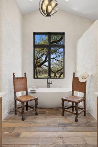 1660 Windmill Run RD, Wimberley, TX 78676