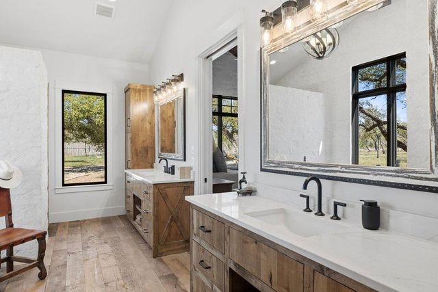 1660 Windmill Run RD, Wimberley, TX 78676