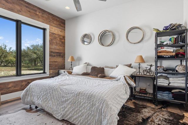 1660 Windmill Run RD, Wimberley, TX 78676