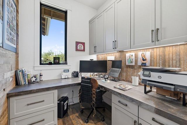 1660 Windmill Run RD, Wimberley, TX 78676