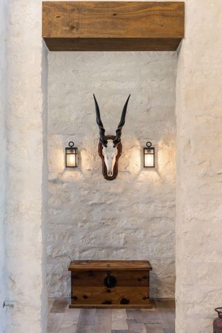 1660 Windmill Run RD, Wimberley, TX 78676