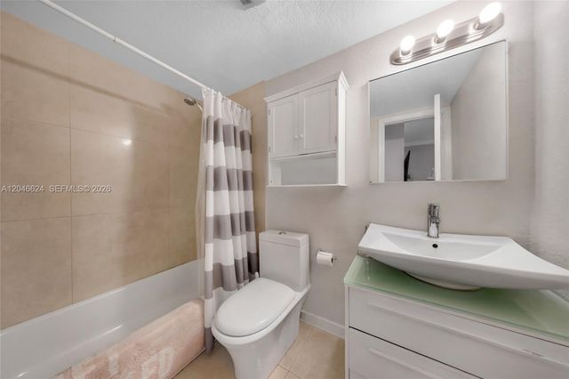 660 NE 11th Avenue 102, Fort Lauderdale, FL 33304