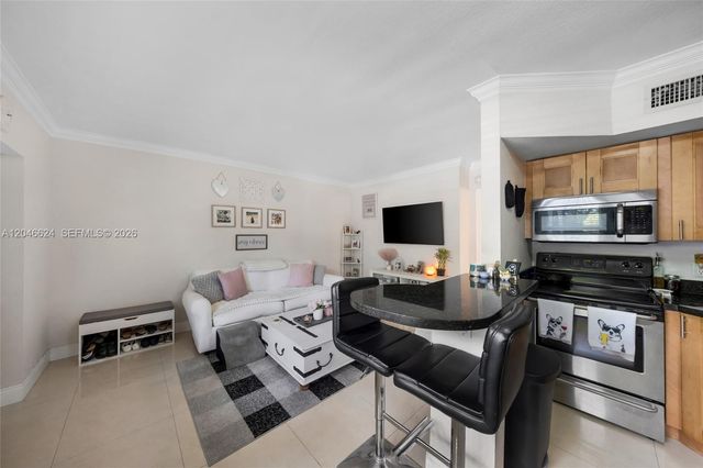 660 NE 11th Avenue 102, Fort Lauderdale, FL 33304
