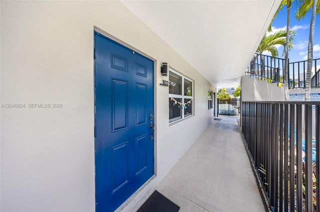 660 NE 11th Avenue 102, Fort Lauderdale, FL 33304
