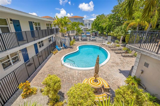 660 NE 11th Avenue 102, Fort Lauderdale, FL 33304