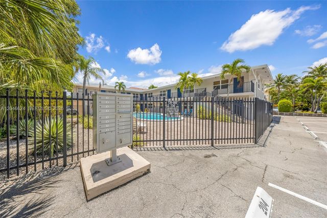 660 NE 11th Avenue 102, Fort Lauderdale, FL 33304