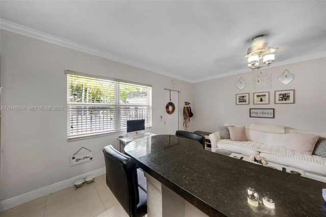 660 NE 11th Avenue 102, Fort Lauderdale, FL 33304