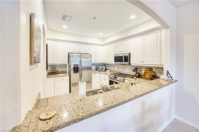 3111 Cottonwood BEND 1704, Fort Myers, FL 33905