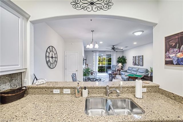 3111 Cottonwood BEND 1704, Fort Myers, FL 33905