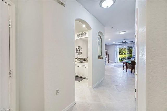 3111 Cottonwood BEND 1704, Fort Myers, FL 33905