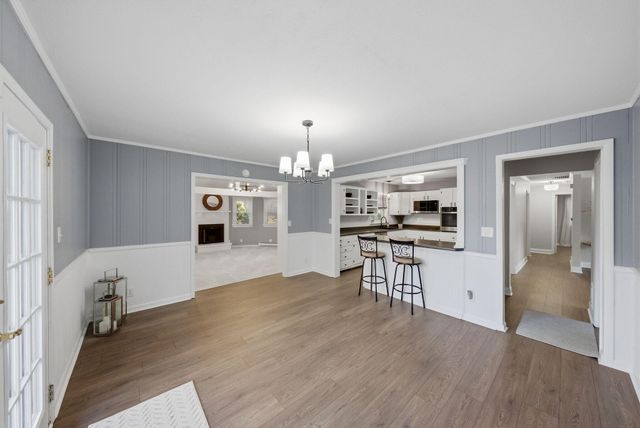 3475 Greentree Road, Lexington, KY 40517