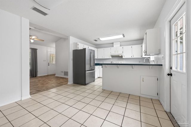 4885 Mayo Cir, Pace, FL 32571