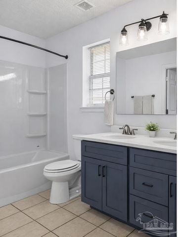 4885 Mayo Cir, Pace, FL 32571