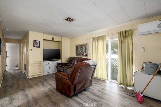 3825 Crestmore 406, Riverside, CA 92509