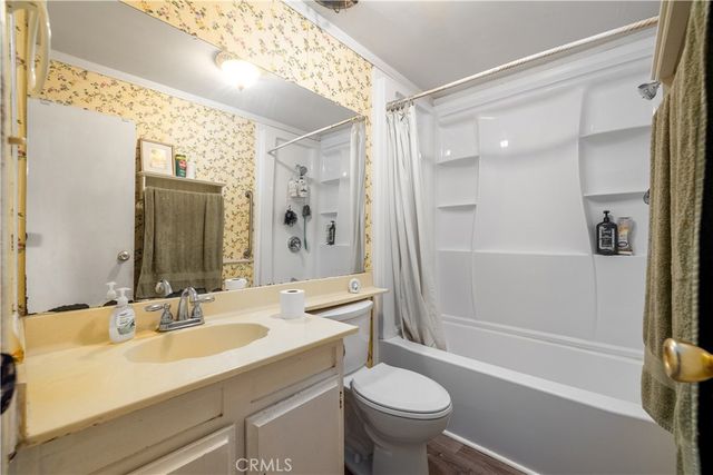 3825 Crestmore 406, Riverside, CA 92509