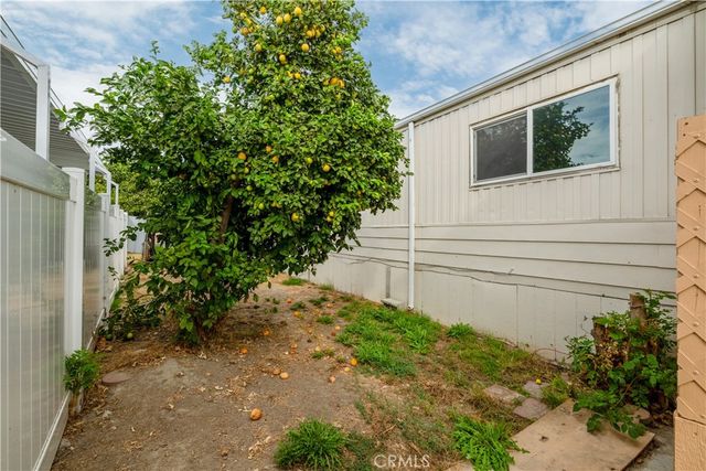 3825 Crestmore 406, Riverside, CA 92509