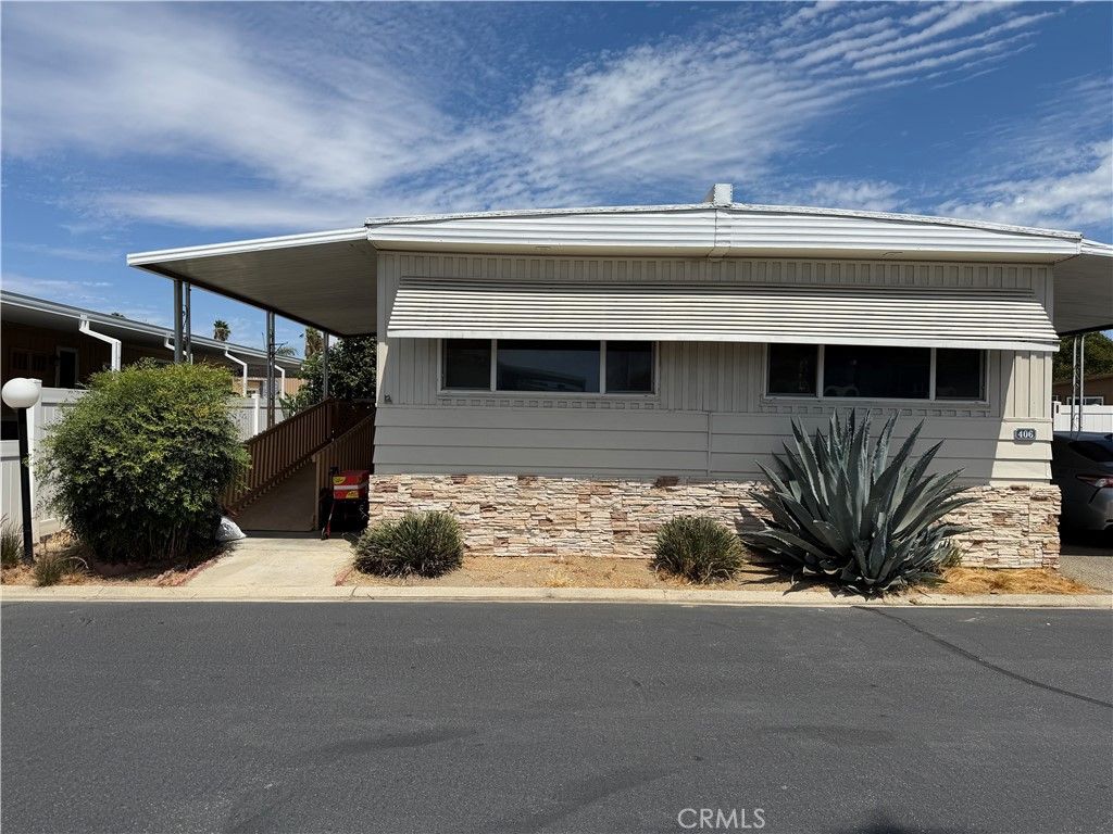 3825 Crestmore 406, Riverside, CA 92509
