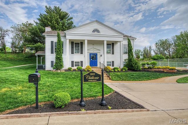 1512 Bedford Forge Court 11, Chesterfield, MO 63017