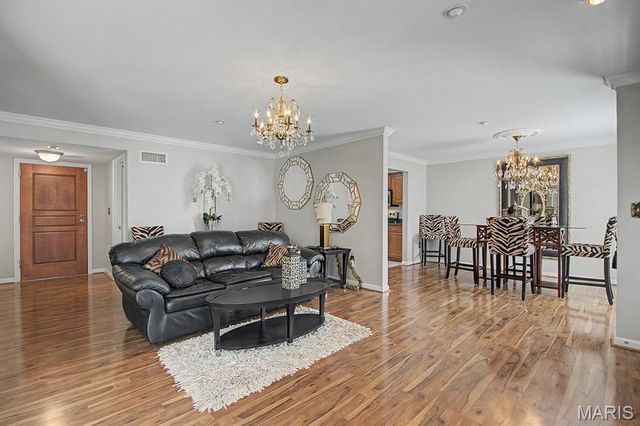 1512 Bedford Forge Court 11, Chesterfield, MO 63017