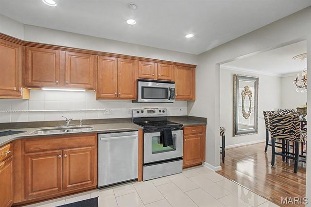 1512 Bedford Forge Court 11, Chesterfield, MO 63017