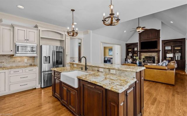 6635 Linville Ridge Drive, Oak Ridge, NC 27310