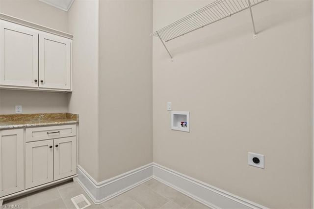 6635 Linville Ridge Drive, Oak Ridge, NC 27310