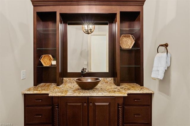 6635 Linville Ridge Drive, Oak Ridge, NC 27310