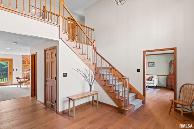 2000 OAK CREEK Road, Springfield, IL 62704