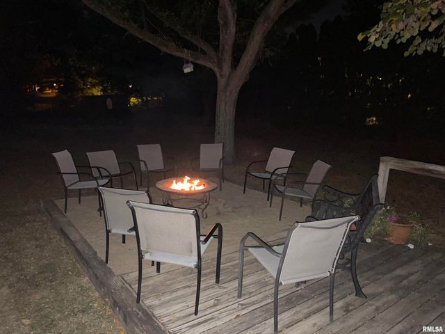 2000 OAK CREEK Road, Springfield, IL 62704