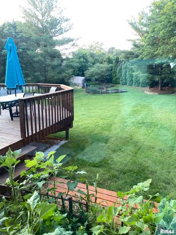 2000 OAK CREEK Road, Springfield, IL 62704