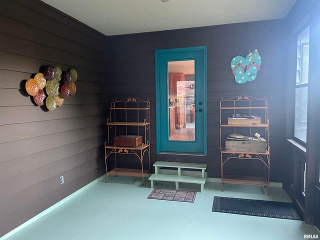 2000 OAK CREEK Road, Springfield, IL 62704