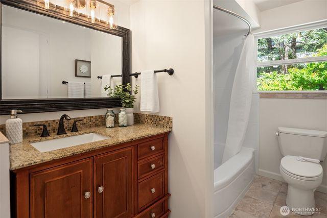 18025 70th Place W, Edmonds, WA 98026