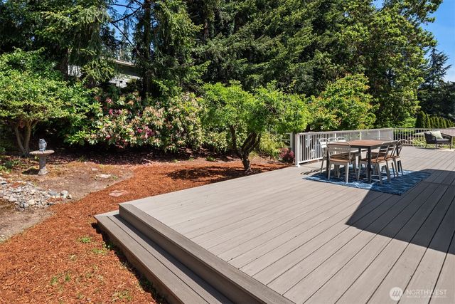 18025 70th Place W, Edmonds, WA 98026
