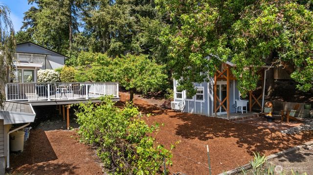 18025 70th Place W, Edmonds, WA 98026