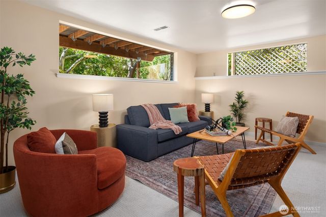 18025 70th Place W, Edmonds, WA 98026