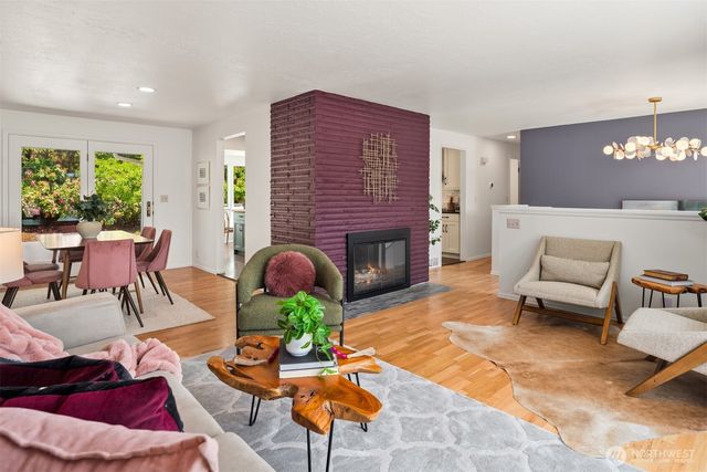 18025 70th Place W, Edmonds, WA 98026