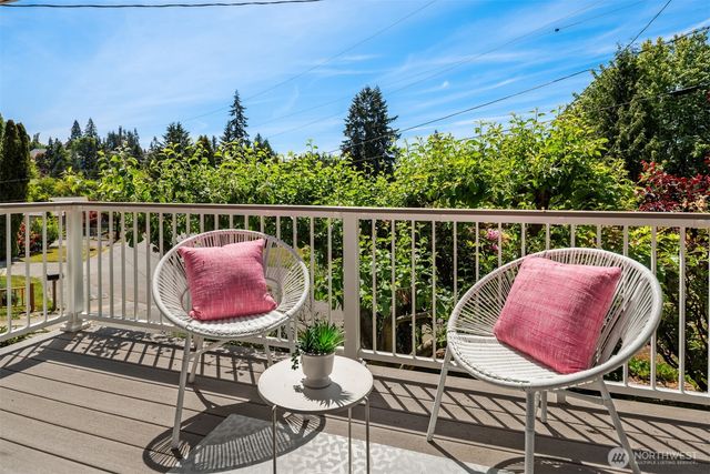 18025 70th Place W, Edmonds, WA 98026