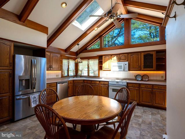 992 STEEP RUN RD, Millville, NJ 08332