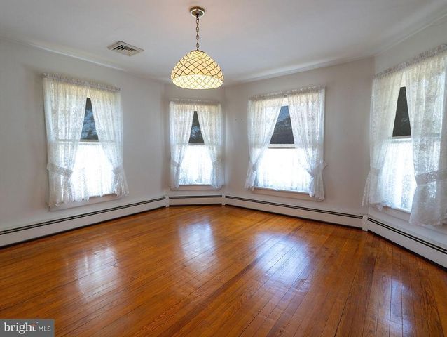 992 STEEP RUN RD, Millville, NJ 08332